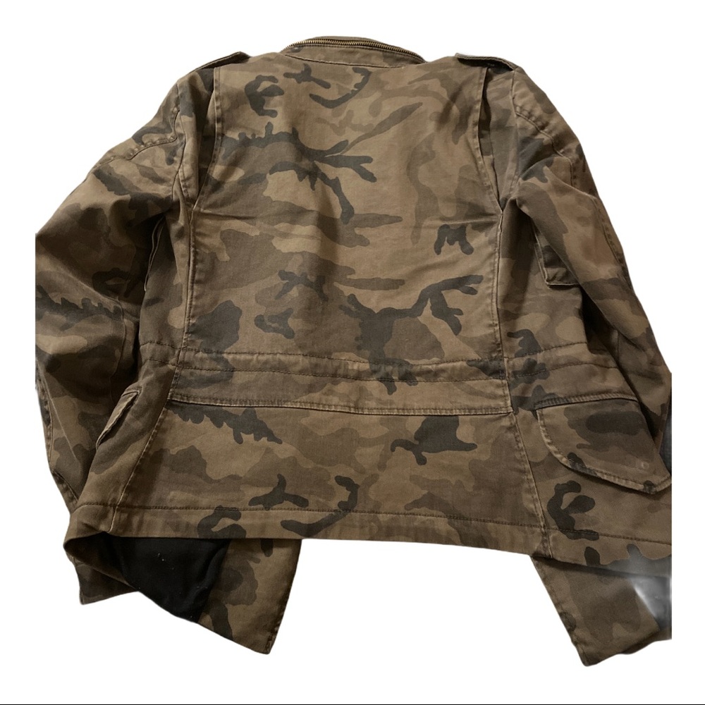 Zara Basic Camo Jacket - image 3